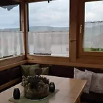 Gaestehaus Arracher Hof בית נופש