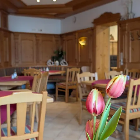 Gaestehaus Arracher Hof אראך