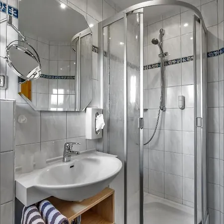 Gaestehaus Arracher Hof