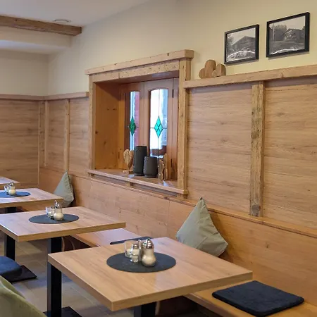 Gaestehaus Arracher Hof