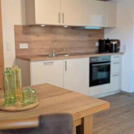 Gaestehaus Arracher Hof *